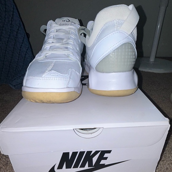 Nike Air 270 White and Cream Sneakers - Picture 2 of 6